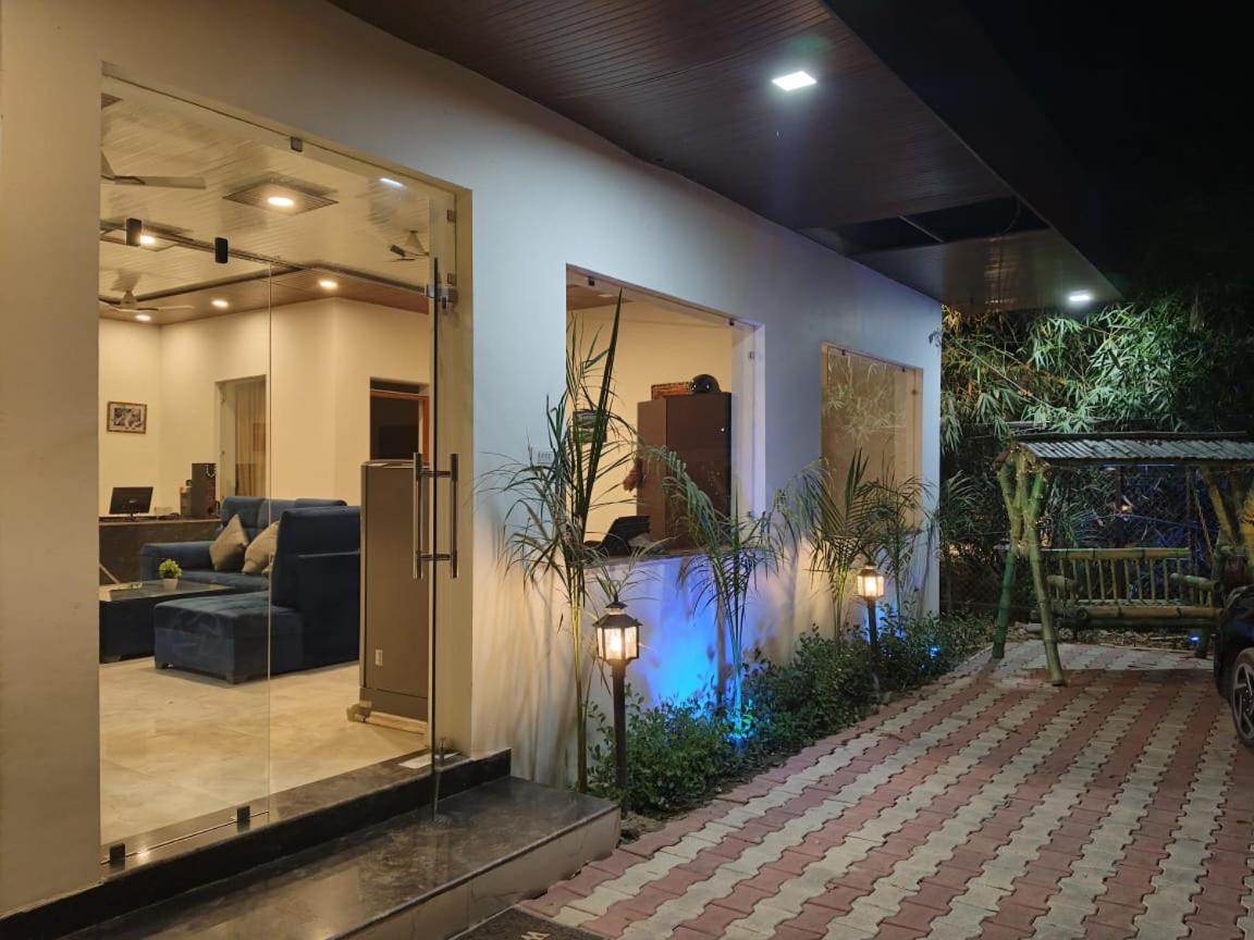 Corbett Jungle Breeze Resort Rāmnagar Buitenkant foto